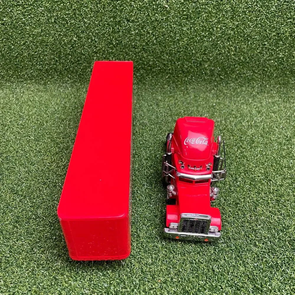 Vintage Matchbox Ultra Peterbilt 359 Tis the Season for Coca-Cola Diecast